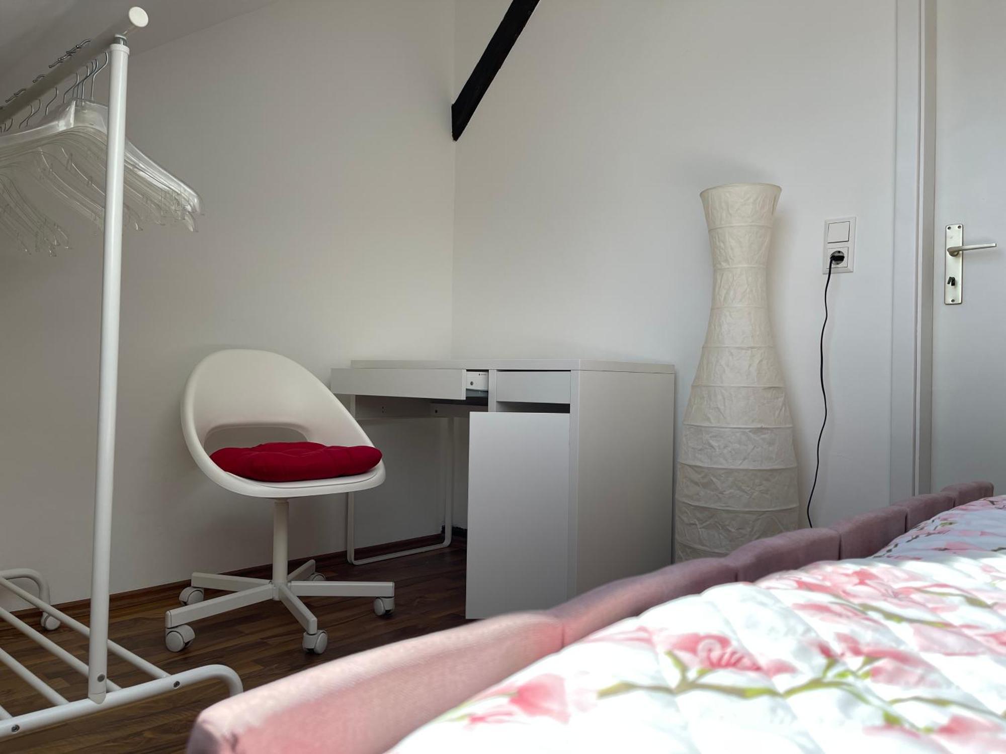 Geraeumige 3-Zimmer-Ferienwohnung Im Herzen Von Kassel Dış mekan fotoğraf