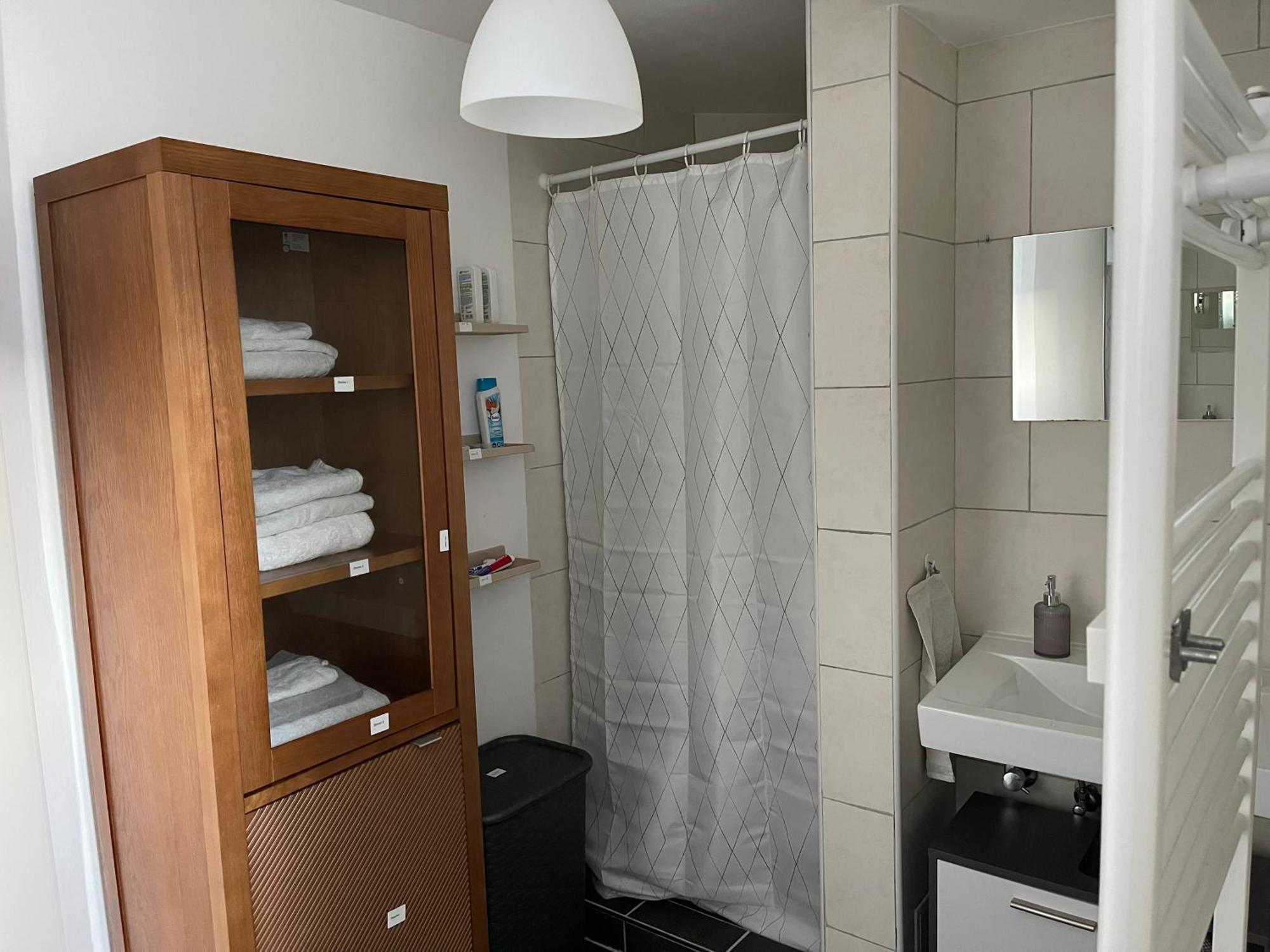 Geraeumige 3-Zimmer-Ferienwohnung Im Herzen Von Kassel Dış mekan fotoğraf