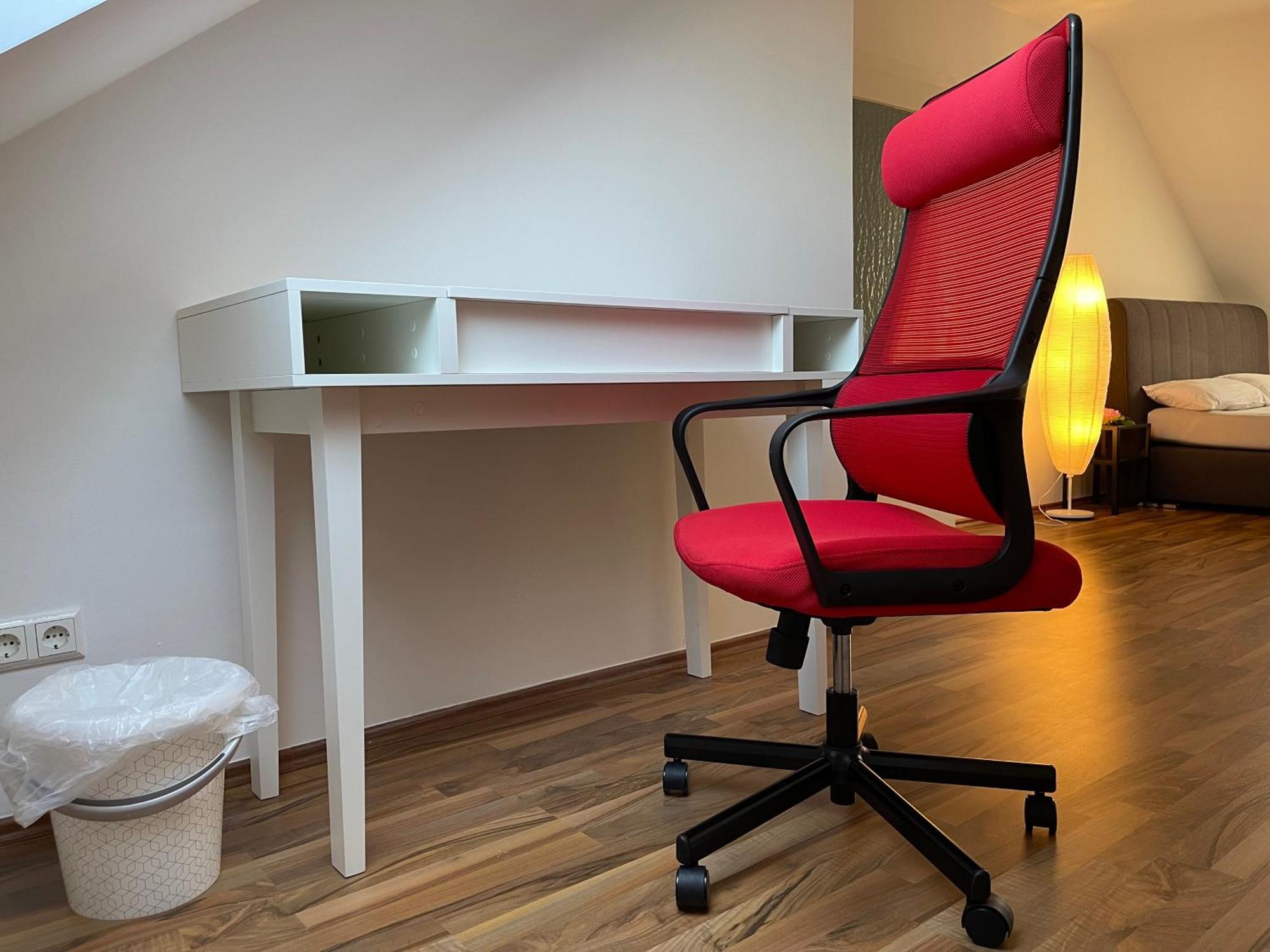 Geraeumige 3-Zimmer-Ferienwohnung Im Herzen Von Kassel Dış mekan fotoğraf