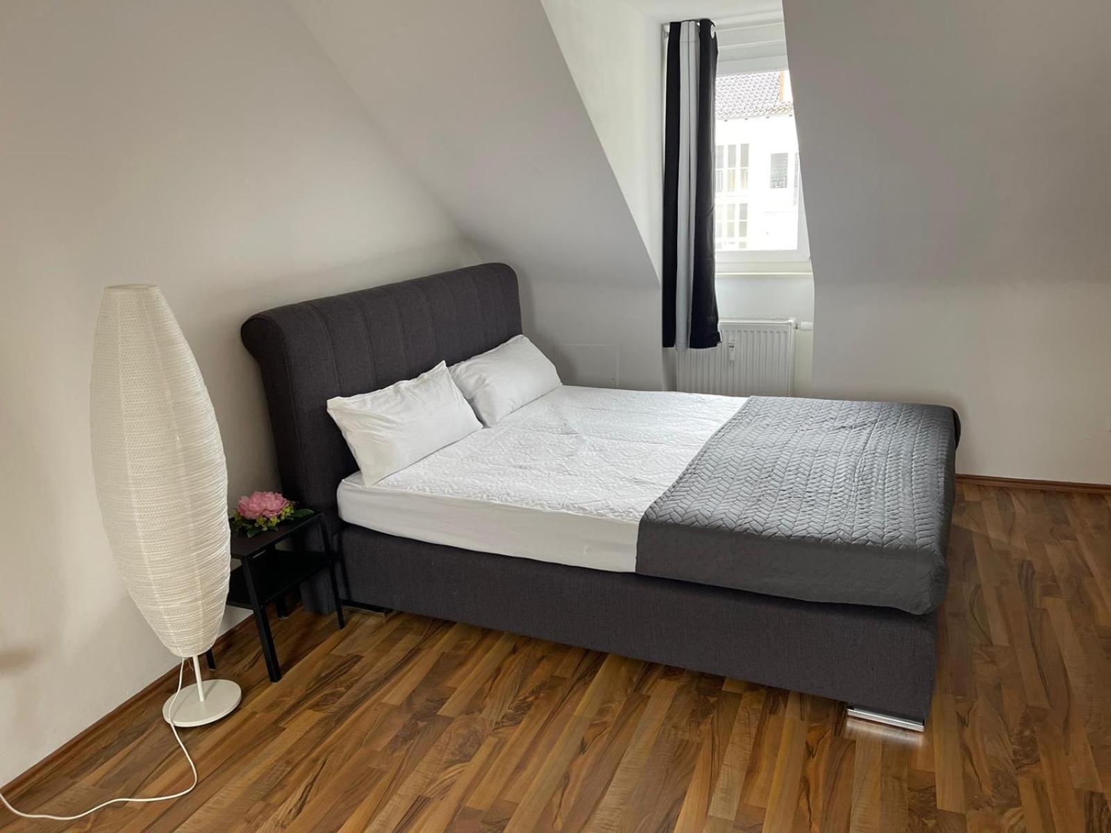 Geraeumige 3-Zimmer-Ferienwohnung Im Herzen Von Kassel Dış mekan fotoğraf