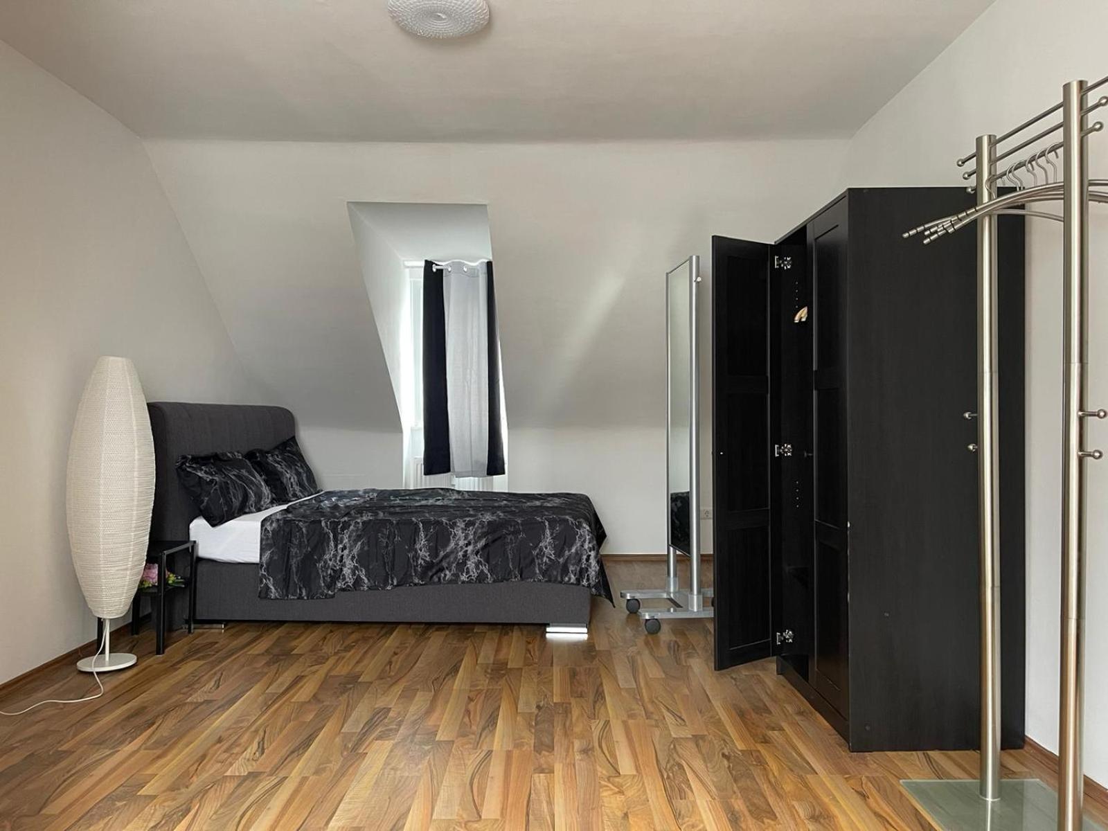 Geraeumige 3-Zimmer-Ferienwohnung Im Herzen Von Kassel Dış mekan fotoğraf