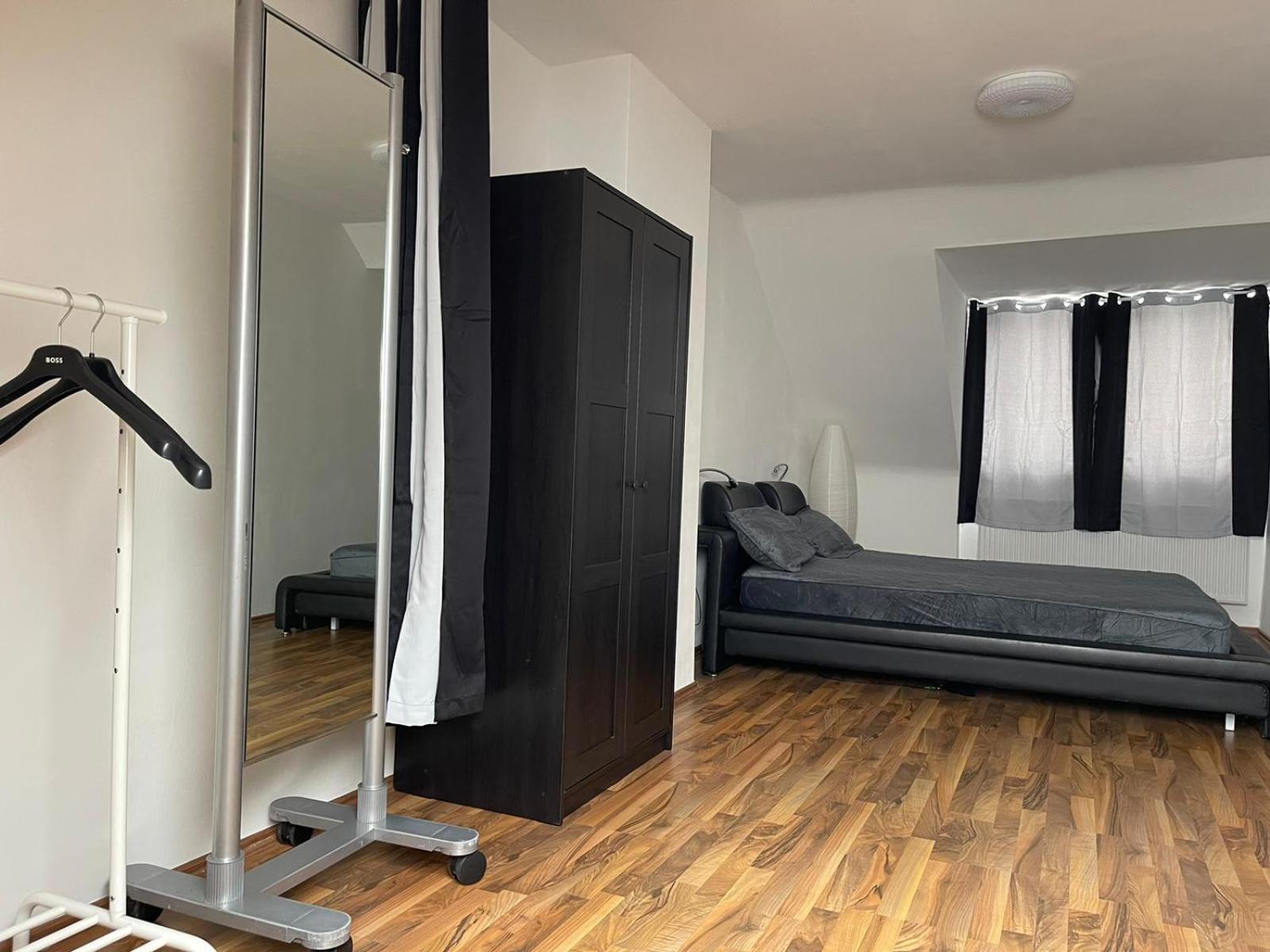Geraeumige 3-Zimmer-Ferienwohnung Im Herzen Von Kassel Dış mekan fotoğraf