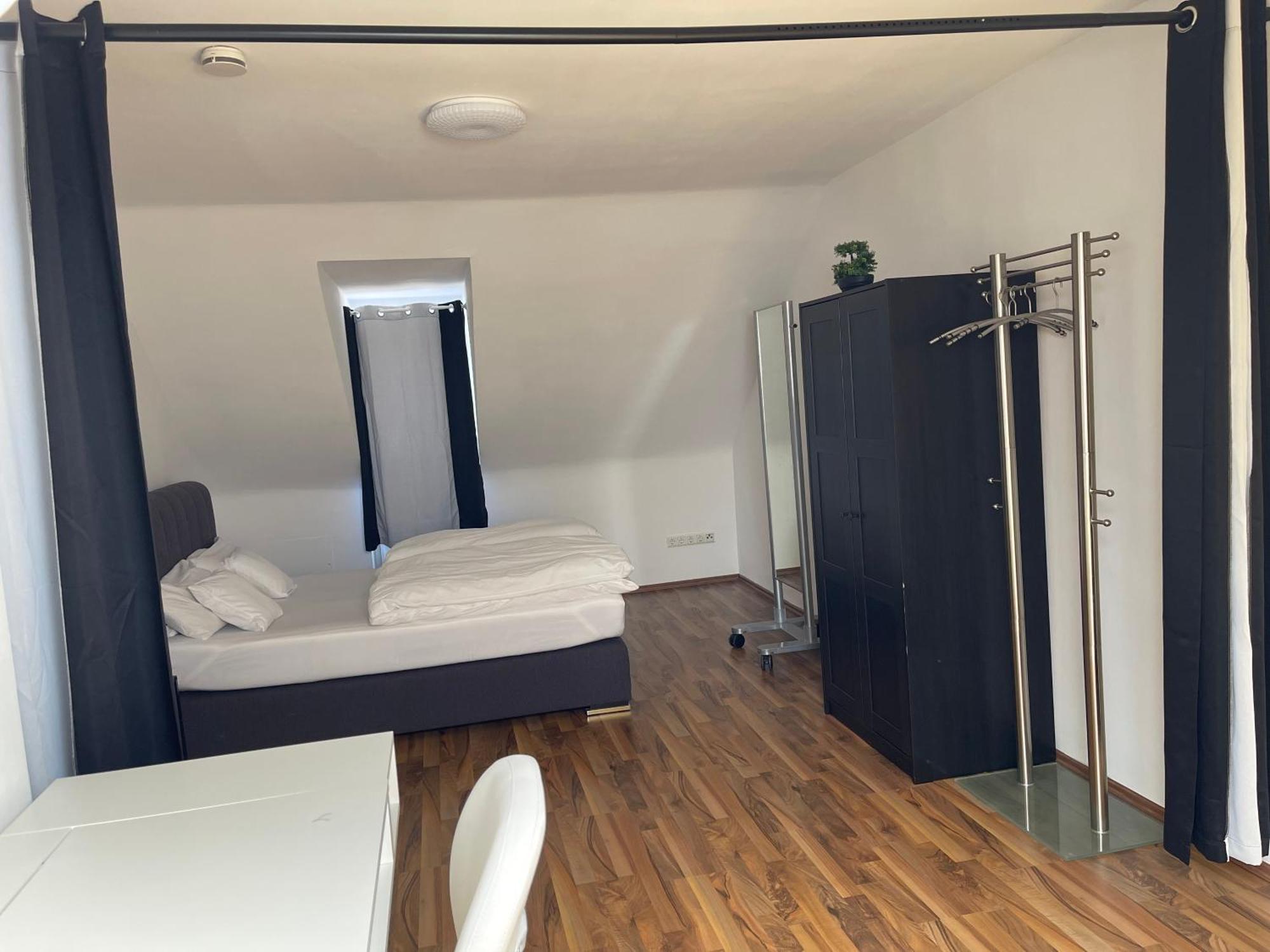 Geraeumige 3-Zimmer-Ferienwohnung Im Herzen Von Kassel Dış mekan fotoğraf