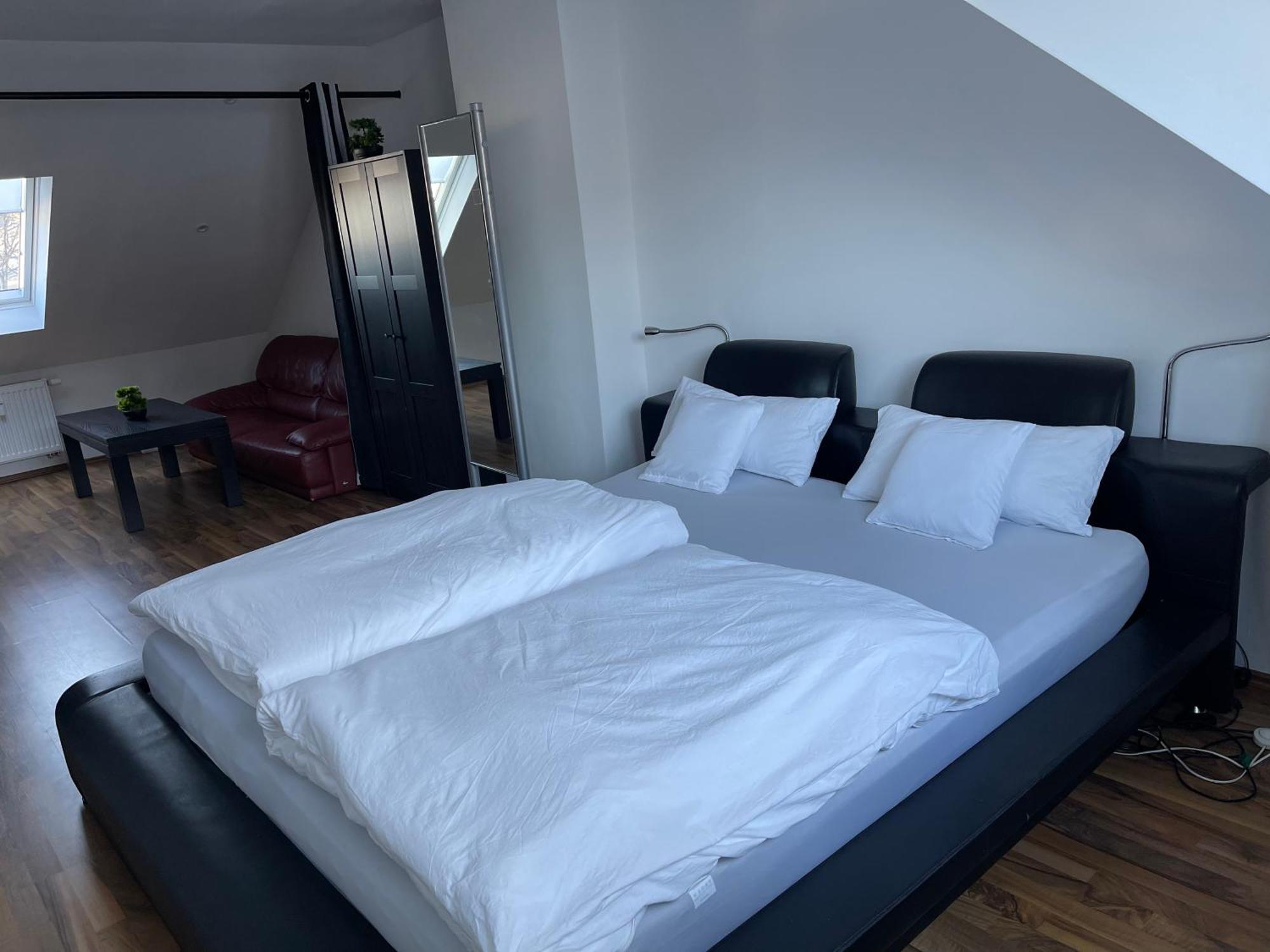 Geraeumige 3-Zimmer-Ferienwohnung Im Herzen Von Kassel Dış mekan fotoğraf