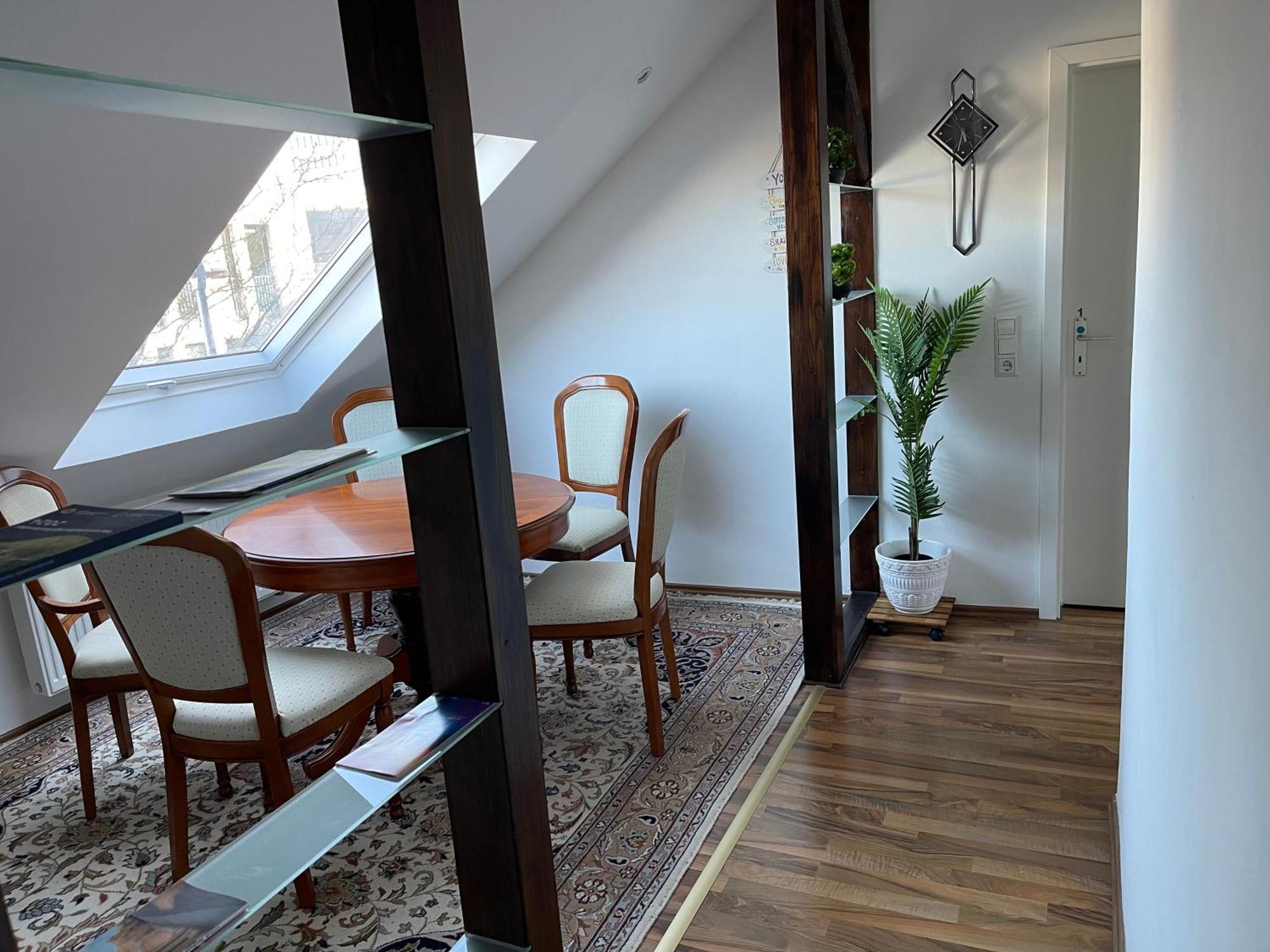Geraeumige 3-Zimmer-Ferienwohnung Im Herzen Von Kassel Dış mekan fotoğraf